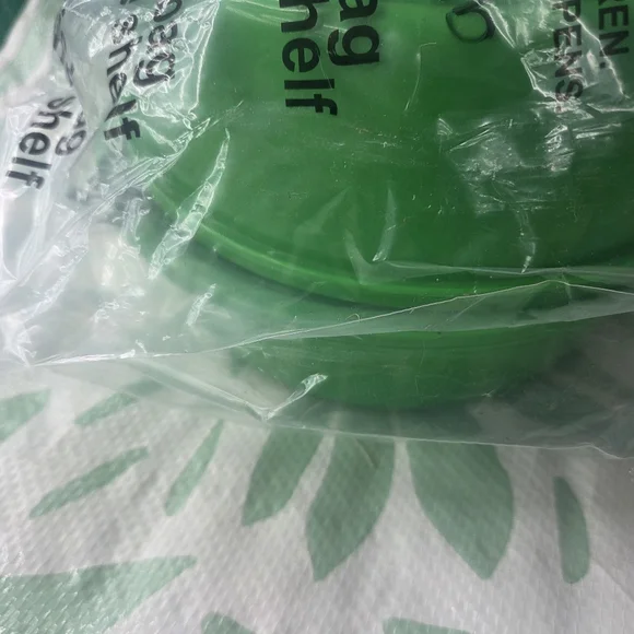 New 2 Bright Green Tortilla warmers with Lid - Picture 4 of 4